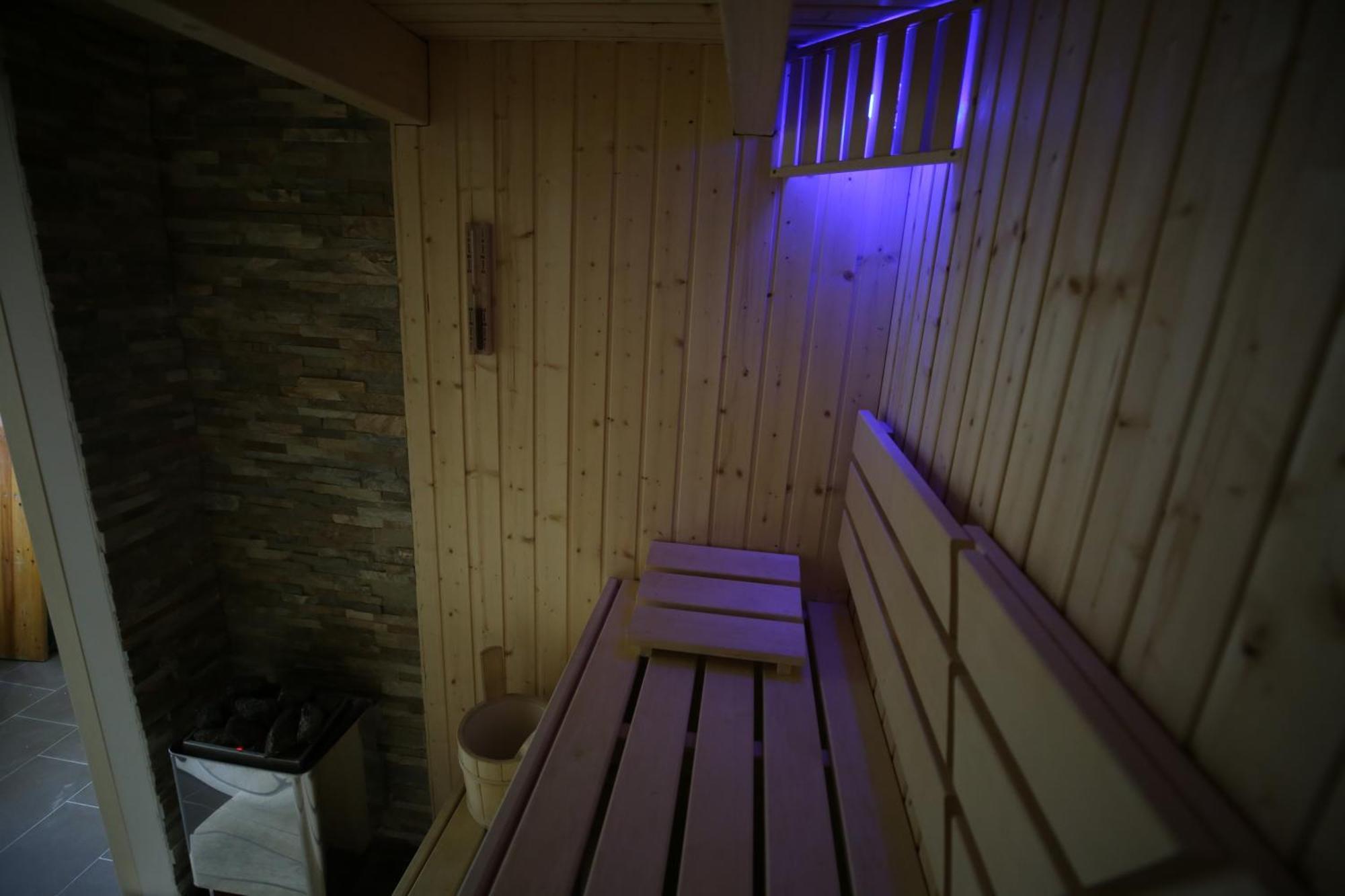 Eine Sehr Gemuetliche Erdgeschoss Wohnung Ihlow  Zewnętrze zdjęcie